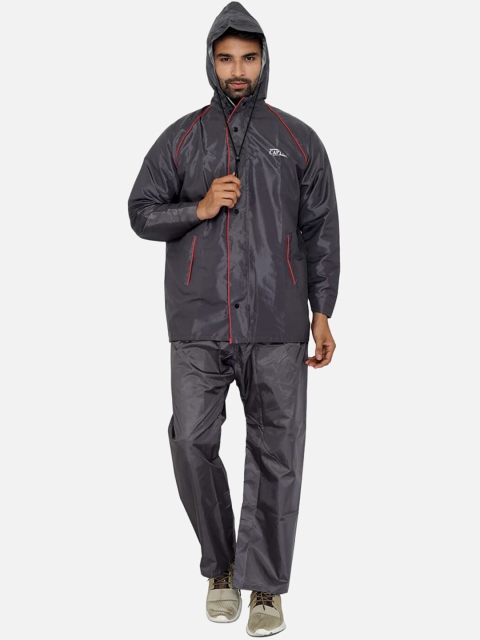 

THE CLOWNFISH Men Charcoal Grey Solid Reversible Waterproof Hooded Rain Suit