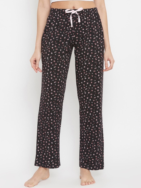 

Clovia Women Black & Pink Cotton Printed Lounge Pants
