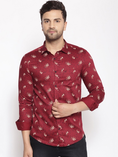 

SHOWOFF Men Maroon & Beige Cotton Classic Slim Fit Printed Casual Shirt