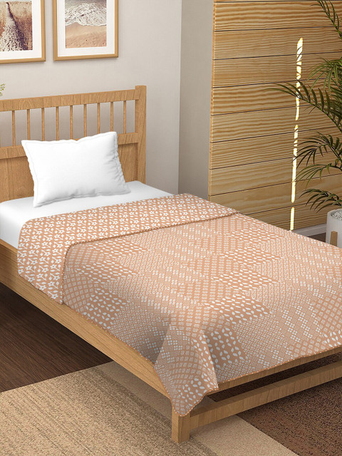 

BELLA CASA Orange & White Abstract AC Room 300 GSM Single Bed Dohar