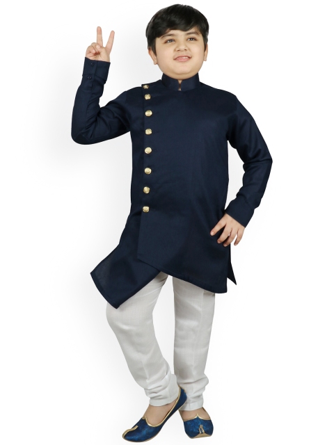 

SG YUVRAJ Boys Navy Blue & White Solid Raw Silk Kurta with Churidar