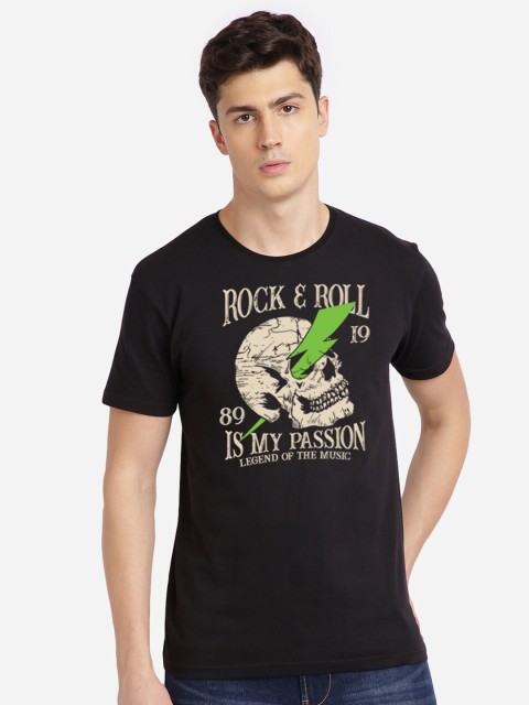 

MASH UNLIMITED Men Black Printed Round Neck T-shirt
