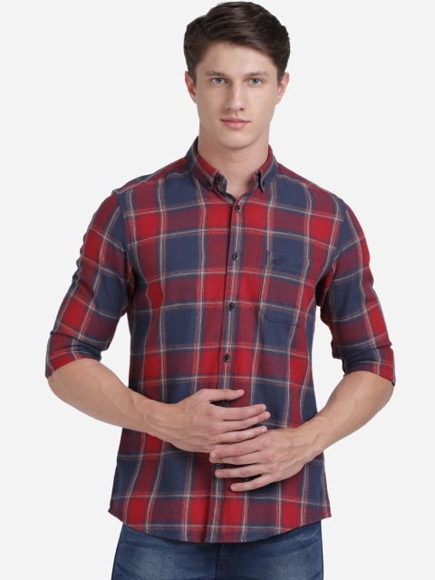 

Crocodile Men Navy Blue & Red Slim Fit Checked Pure Cotton Casual Shirt