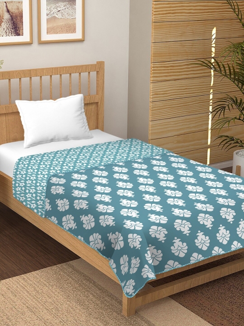 

BELLA CASA Blue & White Ethnic Motifs AC Room 300 GSM Single Bed Dohar