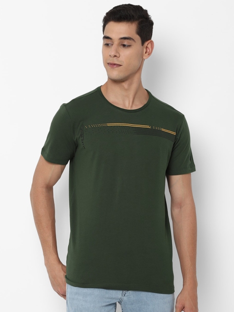 

Allen Solly Men Green Solid Round Neck T-shirt
