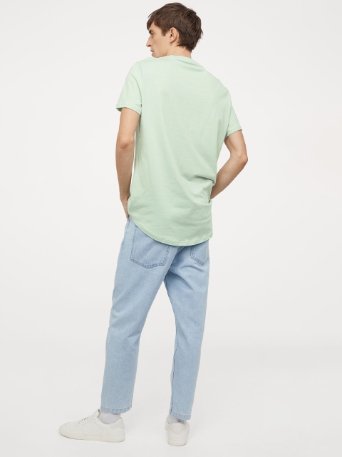 

HM Men Green Solid Pure Cotton T-shirt Long Fit