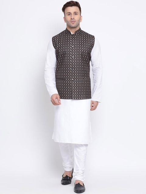 

NAMASKAR Men White Solid Kurta with Churidar & Nehru Jacket