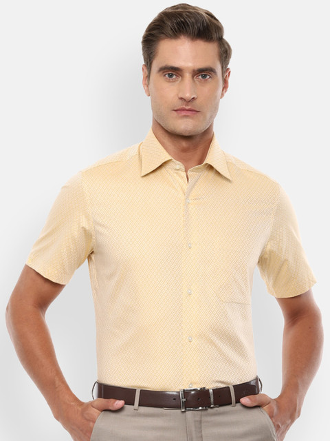 

Louis Philippe Men Yellow Regular Fit Printed Cotton Formal Shirt