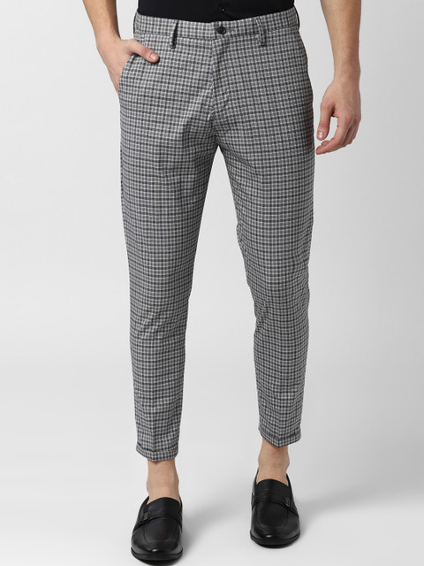 

Peter England Men Grey Tapered Fit Checked Regular Trousers