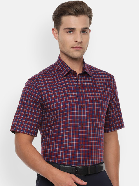 

Louis Philippe Men Maroon & Navy Blue Slim Fit Checked Formal Shirt