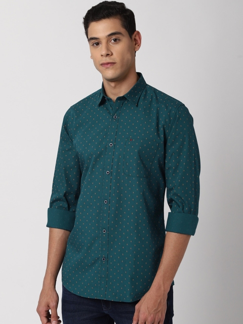 

Peter England Casuals Men Teal Green Slim Fit Printed Casual Shirt