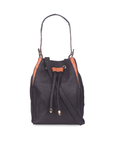 

Bagkok Black Textured Handheld Bag