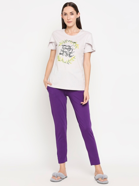 

XIN Women Off-White & Purple Printed Night suit