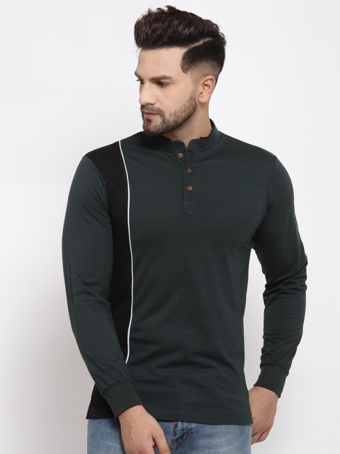 

Kalt Men Green Colourblocked Henley Neck T-shirt