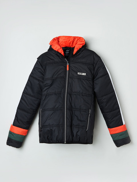 

max Boys Black Solid Hooded Padded Jacket