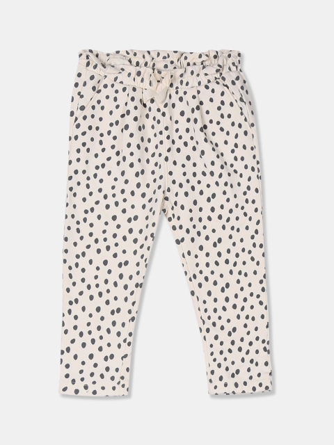 

GAP Girls Beige Regular Fit Printed Trousers
