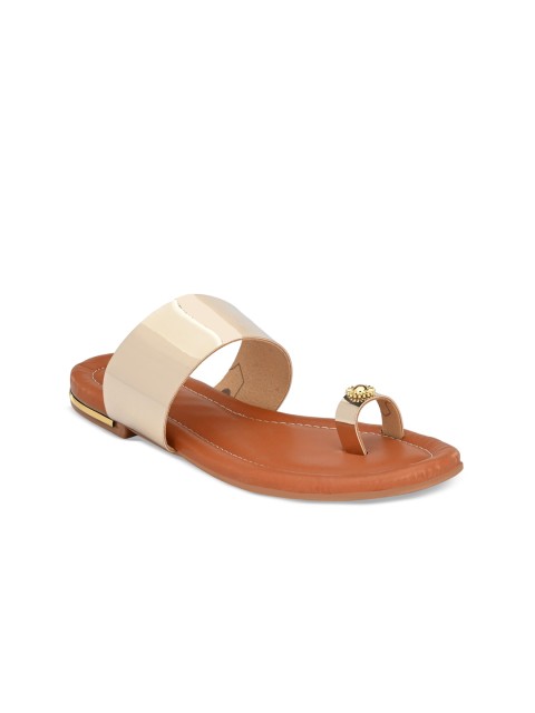 

Trendigo Women Off White Solid One Toe Flats