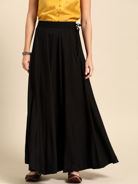 

KSUT Women Black Solid Flared Maxi Skirt