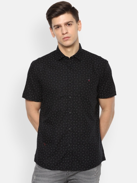 

Louis Philippe Jeans Men Black & White Slim Fit Printed Casual Shirt
