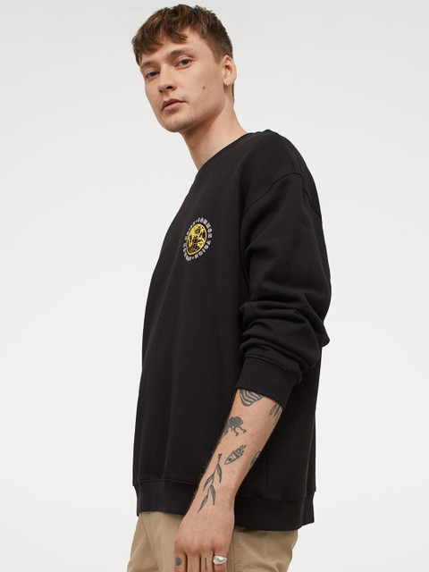 

H&M Men Beige Solid Cotton Cargo Shorts