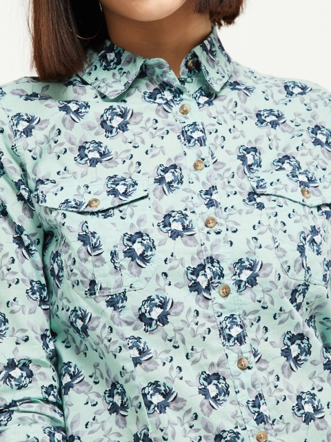 

max Women Green Floral Printed Casual Shirt