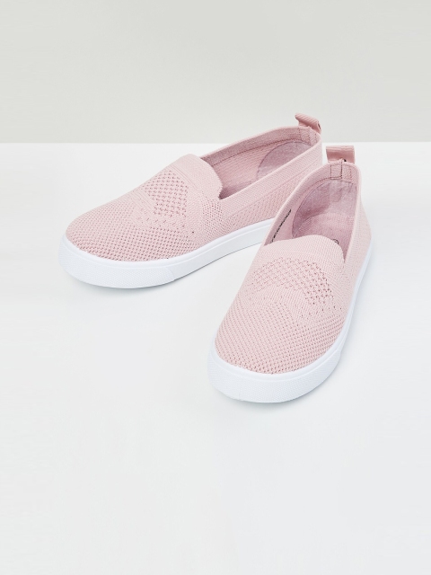 

max Girls Pink Woven Design PU Slip-On Sneakers