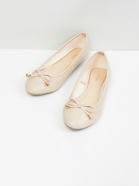 

MAX Women Beige Solid Bow-embellished Ballerinas