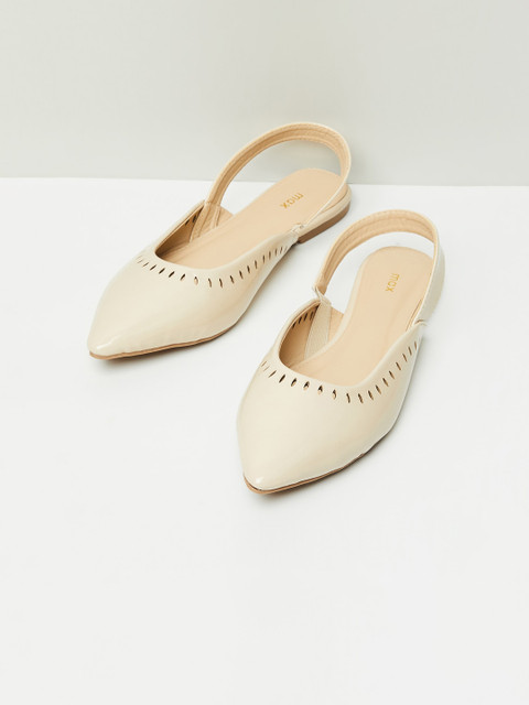 

max Women Beige Ballerinas with Laser Cuts Flats