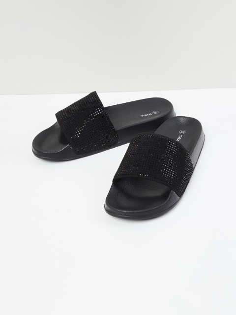 

max Women Black Embellished Sliders
