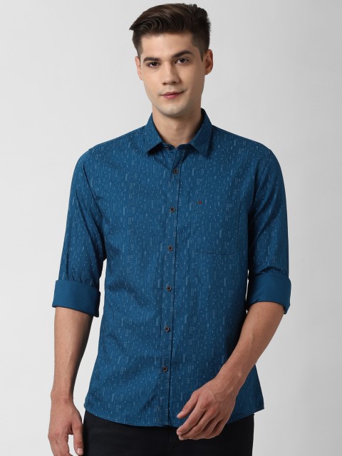 

Peter England Casuals Men Blue Slim Fit Printed Casual Shirt
