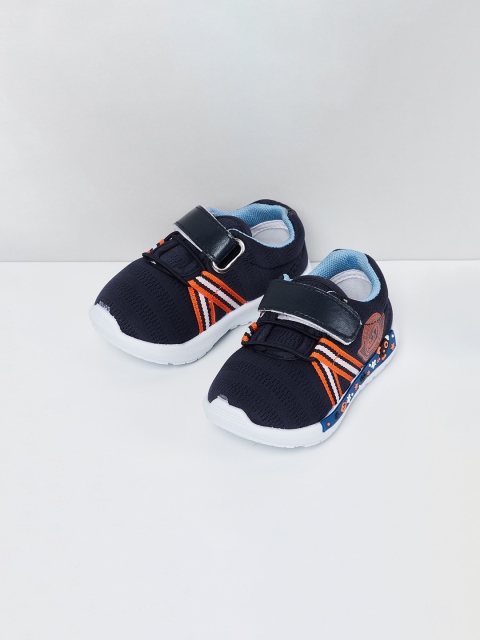 

max Boys Navy Blue Colourblocked PU Sneakers