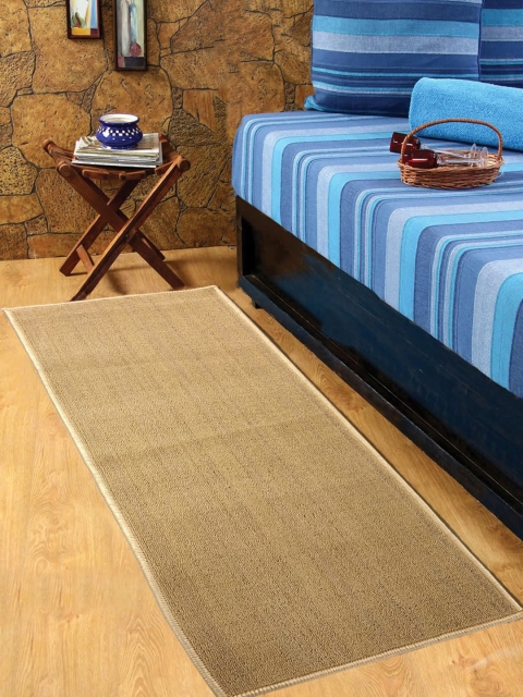 

Status Beige Solid Bed Runner