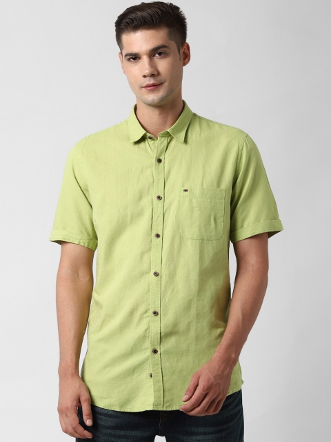 Peter England Casuals Men 100% Cotton Green Slim Fit Solid Casual Shirt