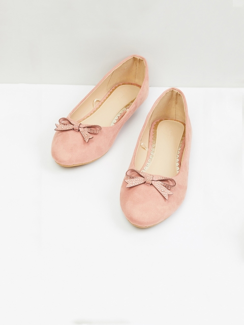 

max Women Pink Ballerinas with Bows Flats