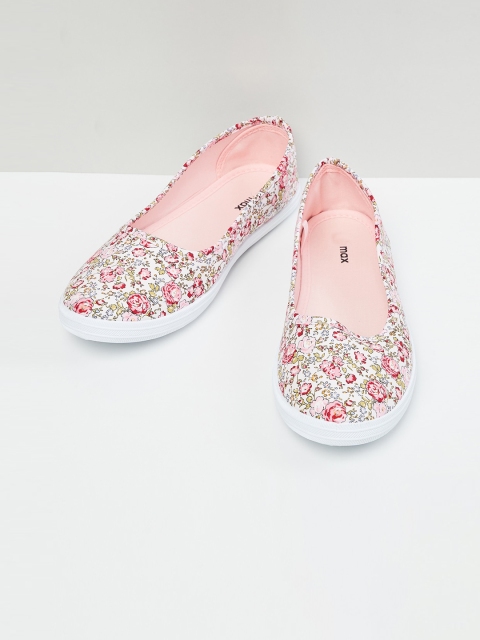 

max Women White Printed Ballerinas Flats