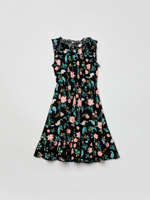 

max Black Crepe Maxi Dress