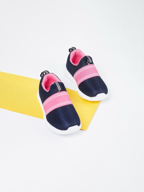 

max Girls Navy Blue Colourblocked PU Slip-On Sneakers