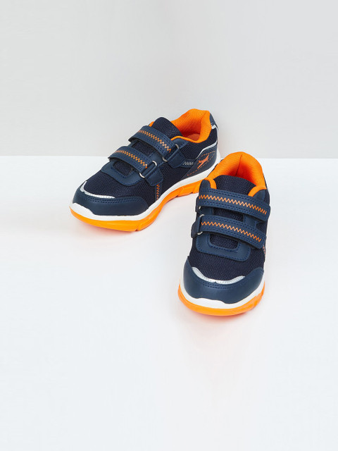 

Max Boys Navy Blue Colorblocked Velcro Sneakers
