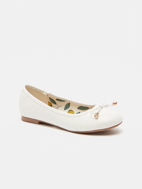 

shoexpress Girls White Ballerinas with Bows Flats