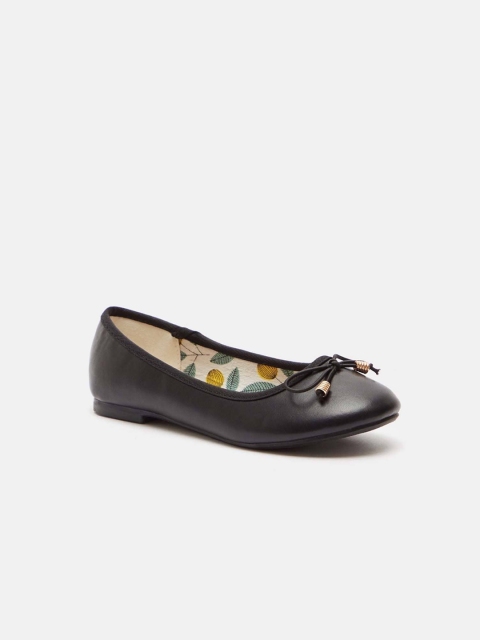 

shoexpress Girls Black Ballerinas with Bows Flats