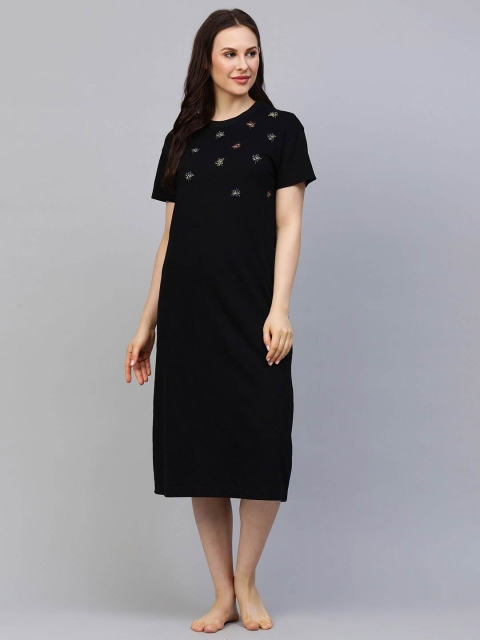 

Chemistry Black Embroidered Nightdress