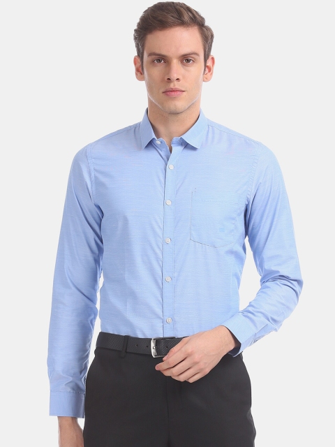 

Excalibur Men Blue Casual Shirt