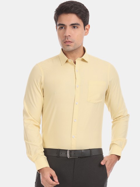 

Excalibur Men Yellow Casual Long Sleeve Solid Shirt