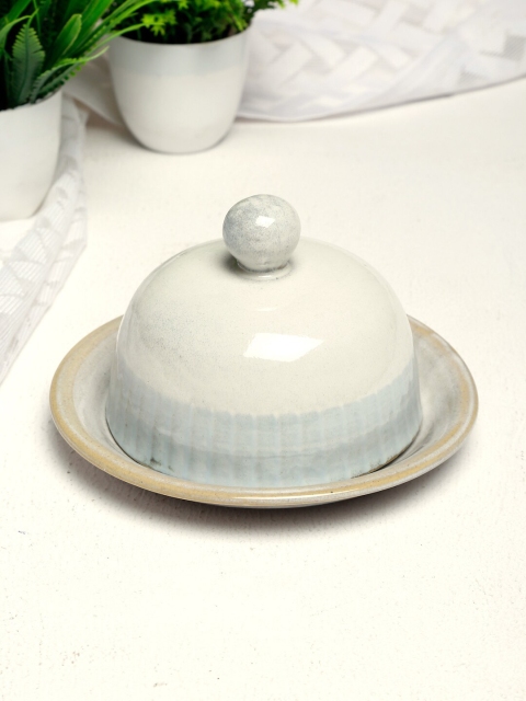 

Fabindia Grey & White Ribbed Ceramic Butter Dish