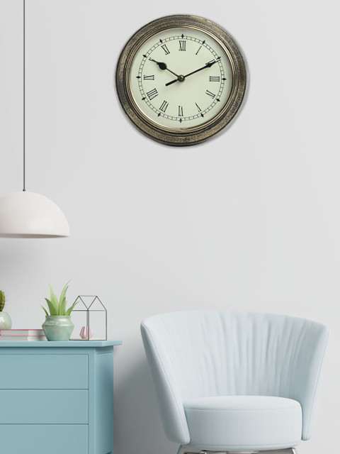 

Fabindia Brown & White Contemporary Wall Clock