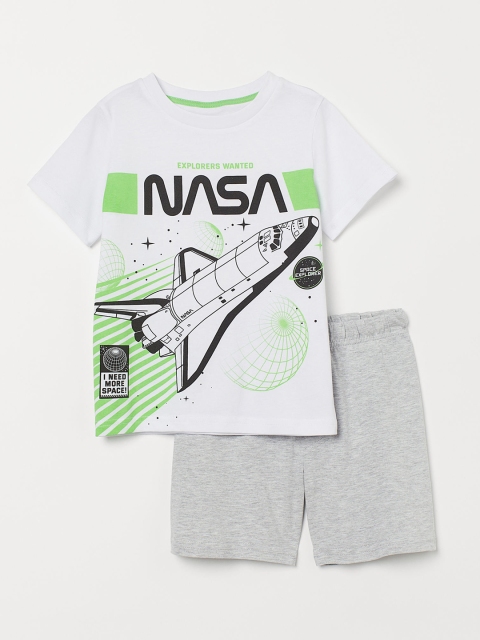 

H&M Boys White & Grey Printed Cotton Pyjamas