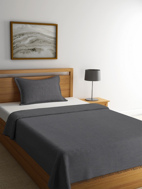 

NEUDIS Grey Solid Hand Woven Single Bed Cover With Pillow Cover