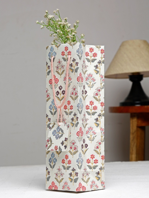 

Fabindia Beige & Pink Mughal Printed Paper Bag