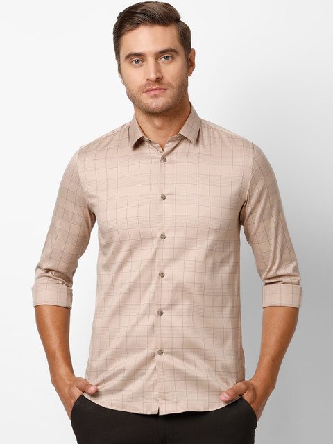 

Louis Philippe Sport Men Beige Slim Fit Checked Casual Shirt