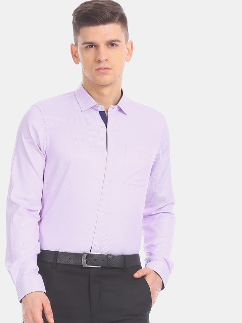 

Excalibur Men Purple Slim Fit Casual Shirt